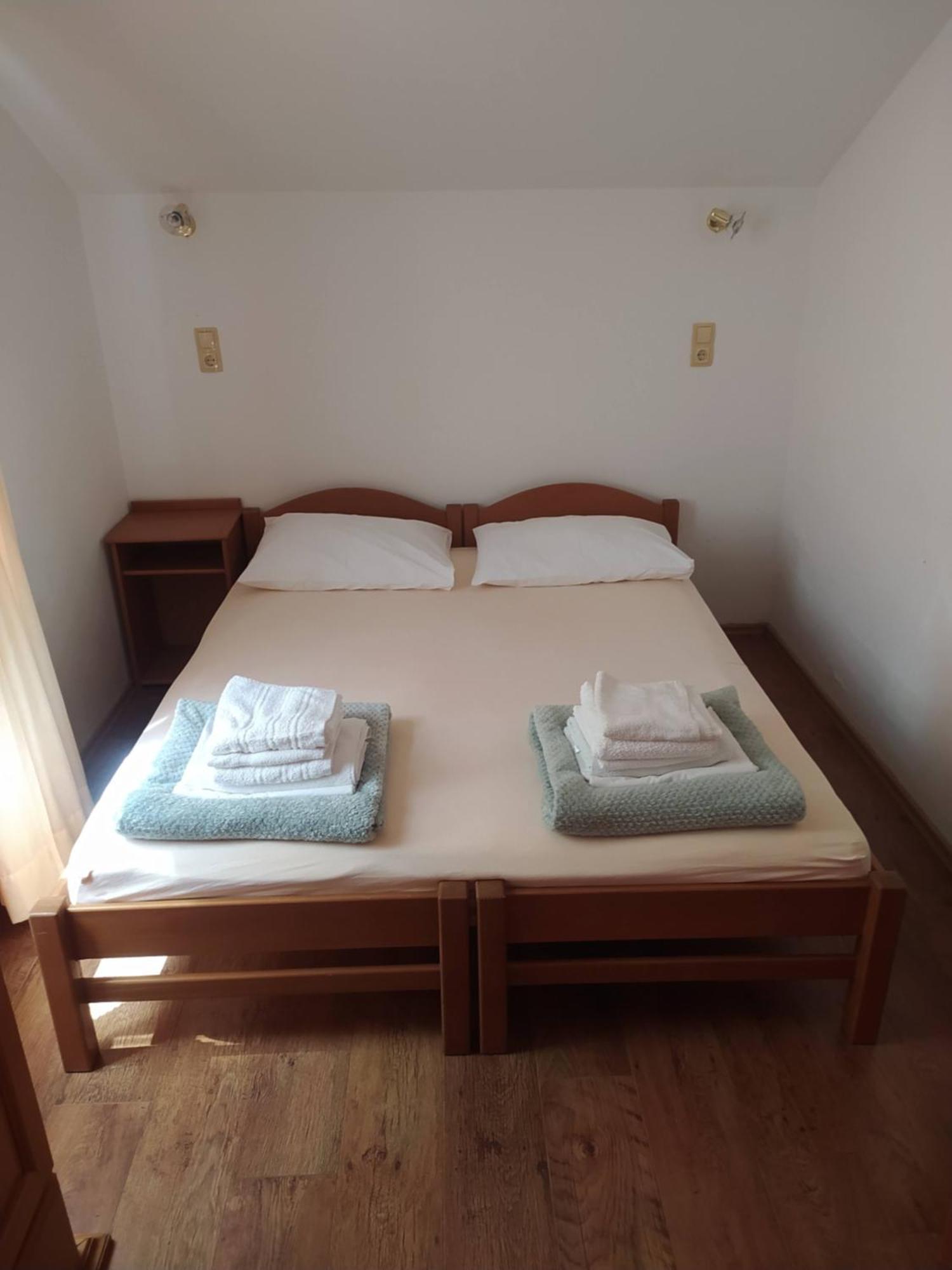 Apartments Ticinovic Omiš Extérieur photo