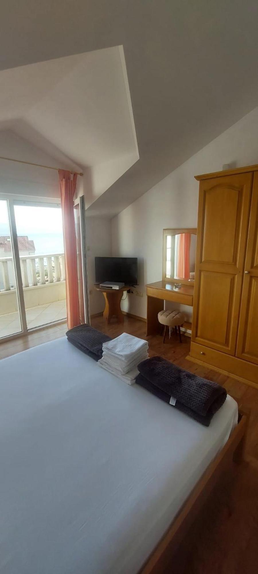 Apartments Ticinovic Omiš Extérieur photo