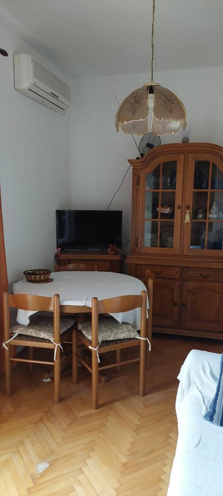 Apartments Ticinovic Omiš Extérieur photo